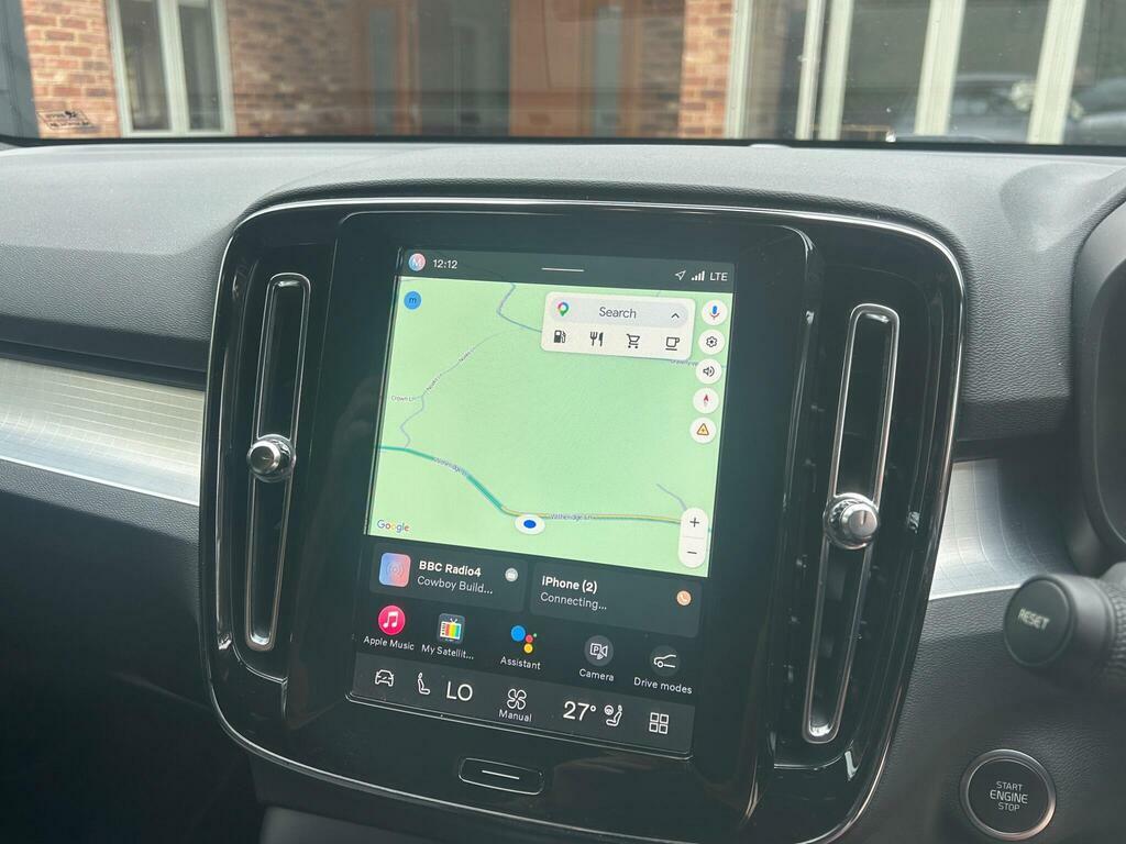 Volvo XC40 2.0 B3p Plus Dark Grey #5