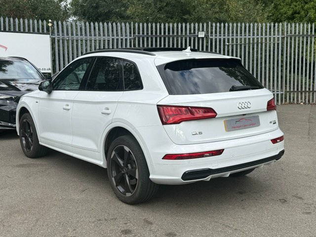 Audi Q5 2.0 Tfsi 45 Black Edition Suv S Tronic Black #3