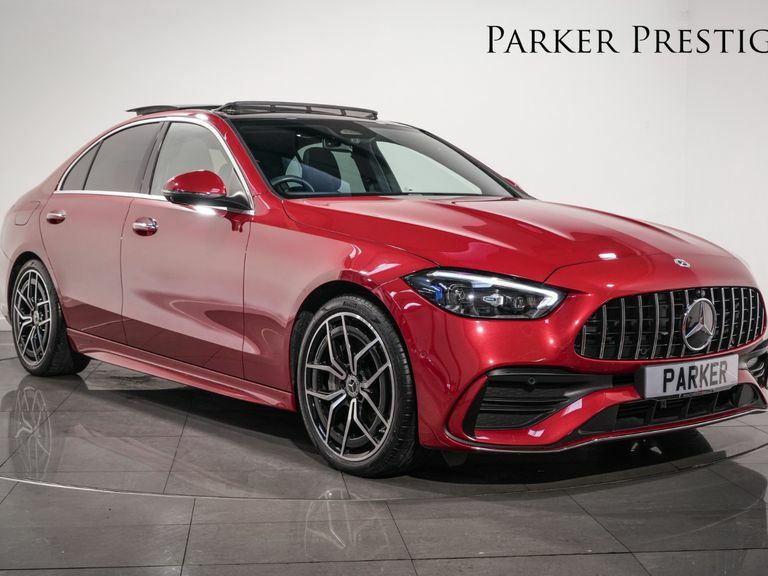 Mercedes-Benz C Class C300 Amg Line Premium Plus 9G-tronic Red