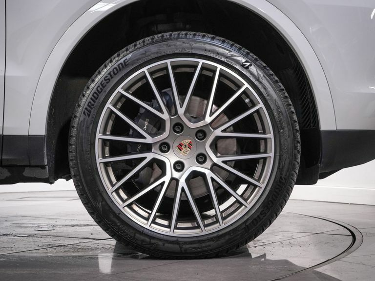 Porsche Cayenne Gts Tiptronic S Grey #7