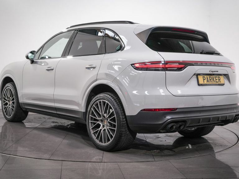 Porsche Cayenne Platinum Edition Tiptronic S Grey #4