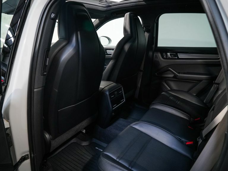 Porsche Cayenne Gts Tiptronic S Grey #20
