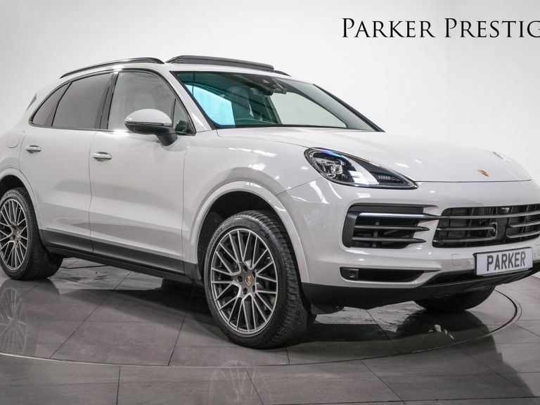 Porsche Cayenne Platinum Edition Tiptronic S Grey