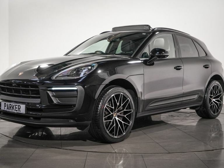 Porsche Macan 5dr Pdk Black #3