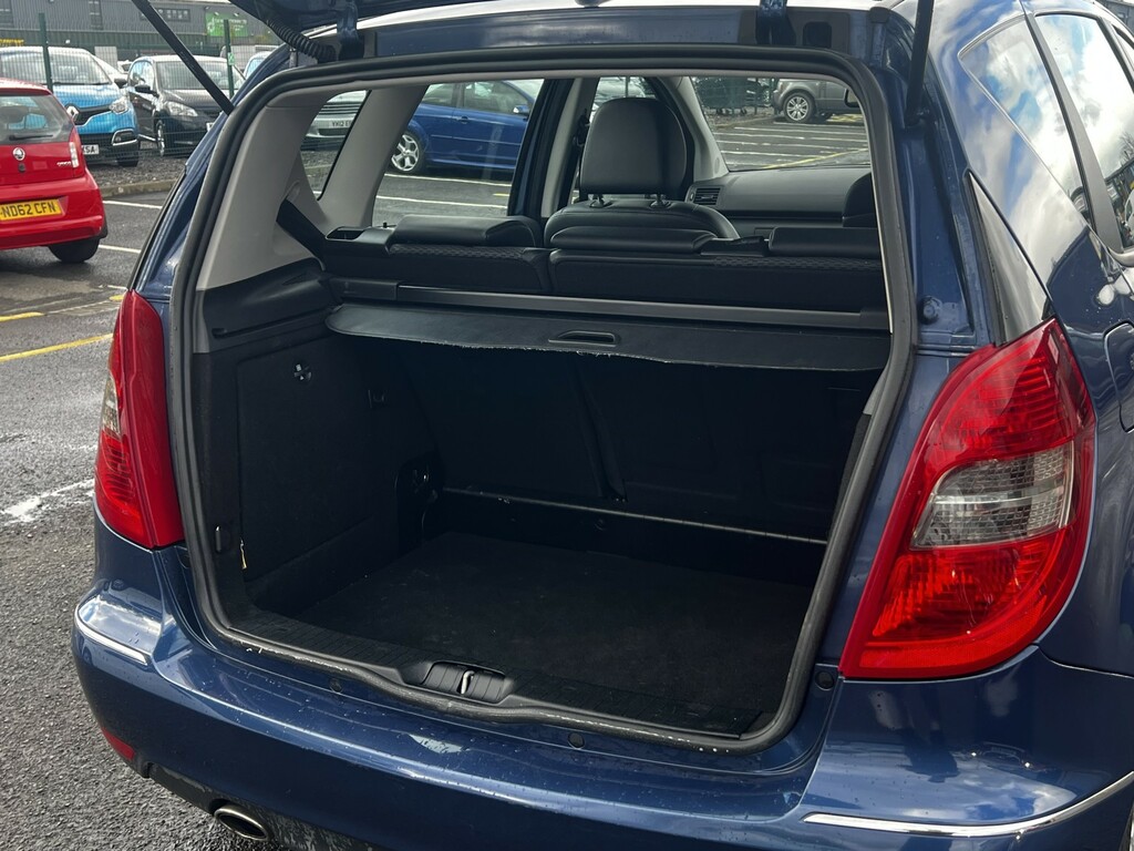 Mercedes-Benz A Class Hatchback Silver #17