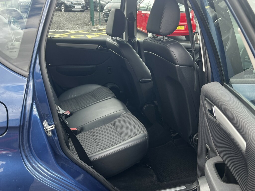 Mercedes-Benz A Class Hatchback Silver #14