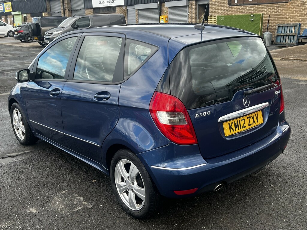 Mercedes-Benz A Class 2.0 A180 Cdi Avantgarde Se Blue #4