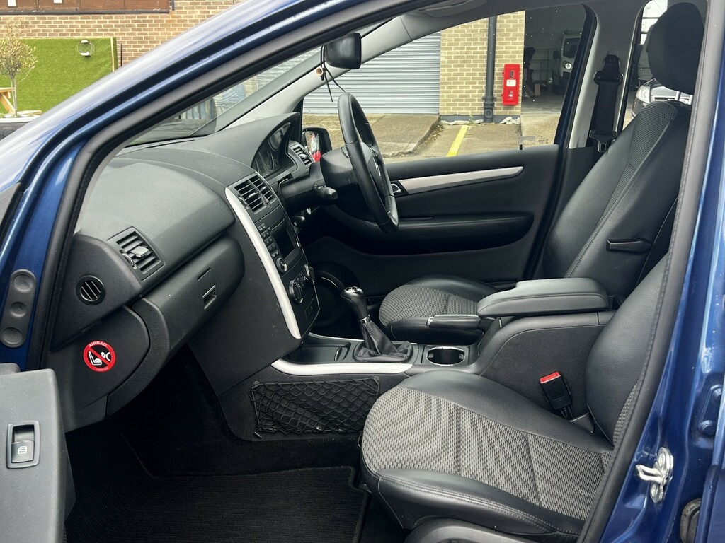 Mercedes-Benz A Class Hatchback Silver #8