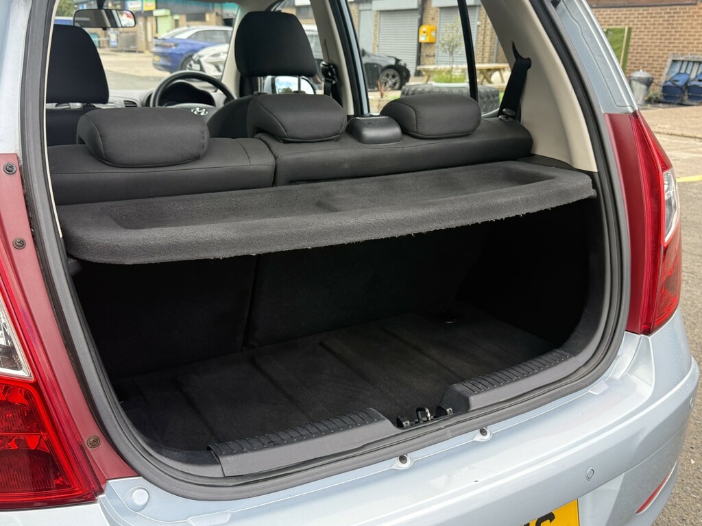 Hyundai I10 1.2 Classic White #19