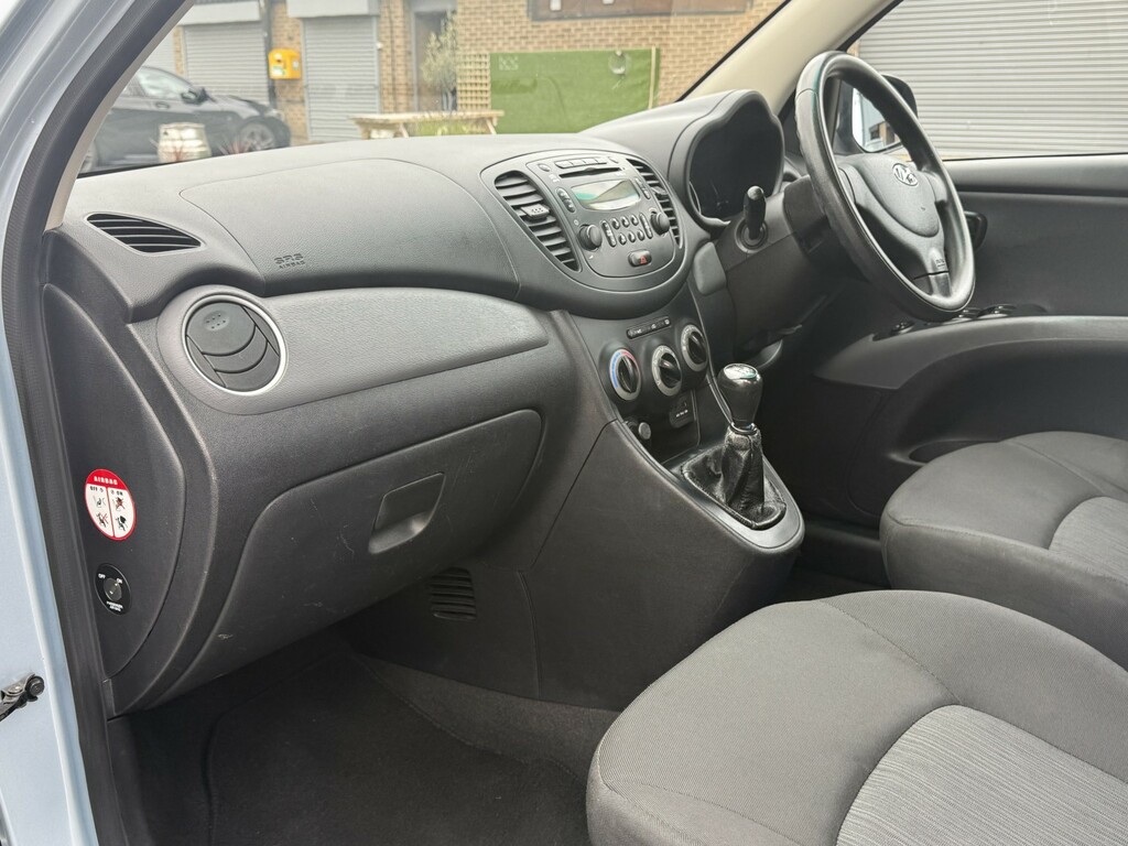 Hyundai I10 1.2 Classic White #12