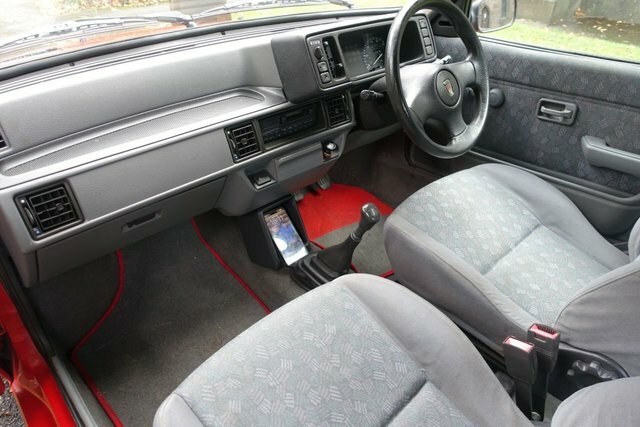 Rover Metro Hatchback M968CGN Red #4