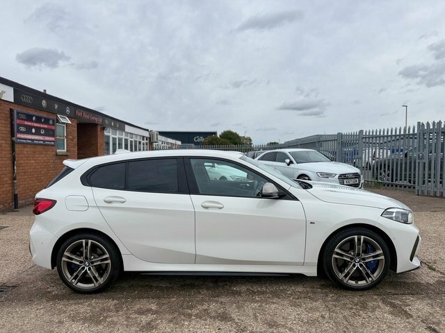 BMW 1 Series Hatchback KX69GHF White #2