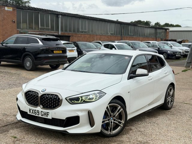 BMW 1 Series Hatchback KX69GHF White #6