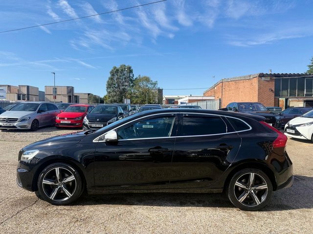 Volvo V40 R-design Black #6