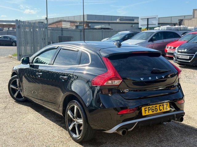 Volvo V40 R-design Black #5