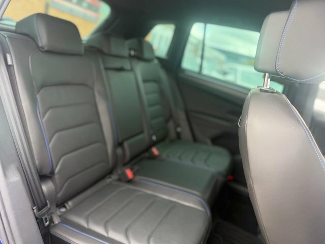 Volkswagen Tiguan Elegance White #37