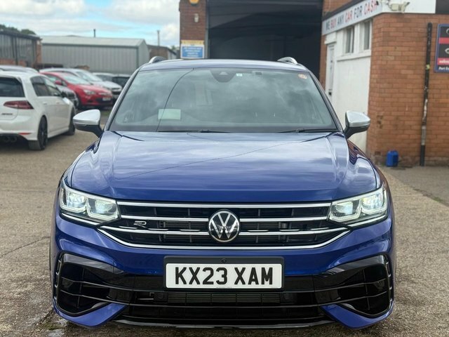 Volkswagen Tiguan Suv Black #6