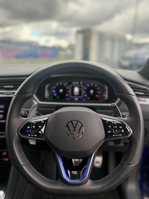 Volkswagen Tiguan Elegance White #35