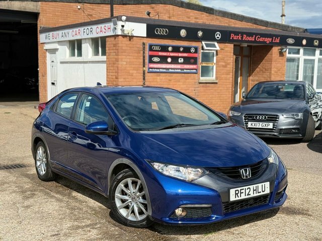 Honda Civic Hatchback Blue