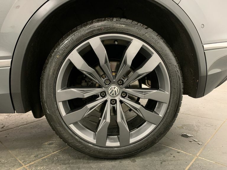Volkswagen Tiguan Life Tsi Grey #4