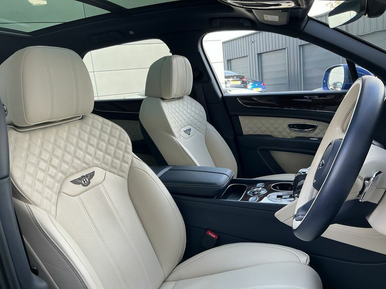 Bentley Bentayga #26