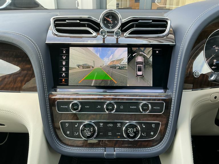 Bentley Bentayga #27