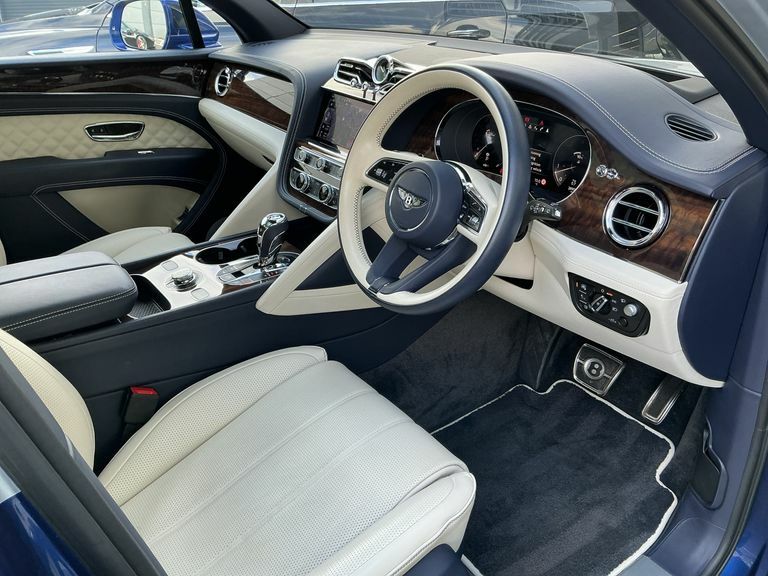 Bentley Bentayga #25