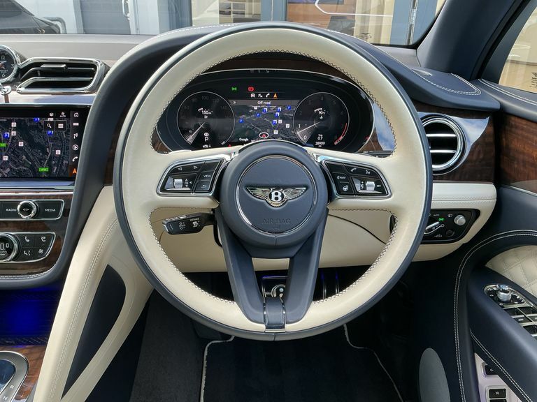 Bentley Bentayga #10