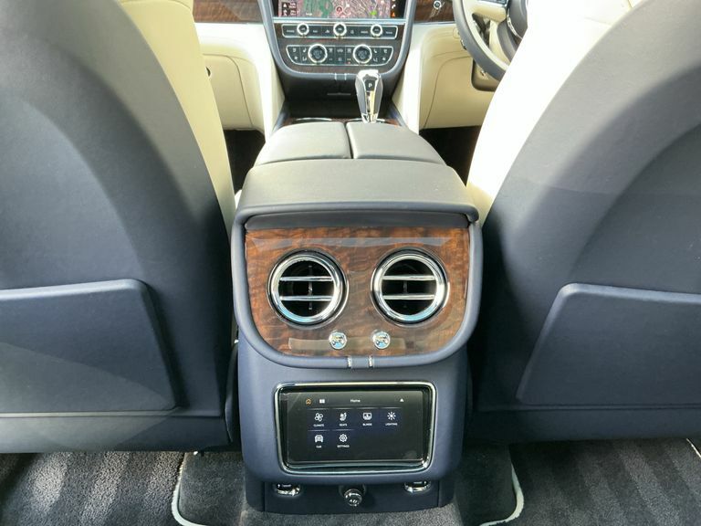 Bentley Bentayga #21