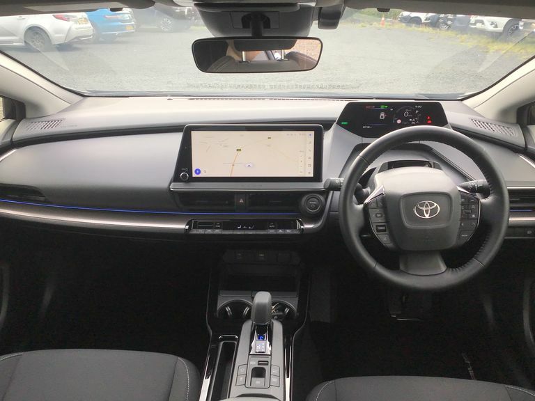 Toyota Prius Excel #8