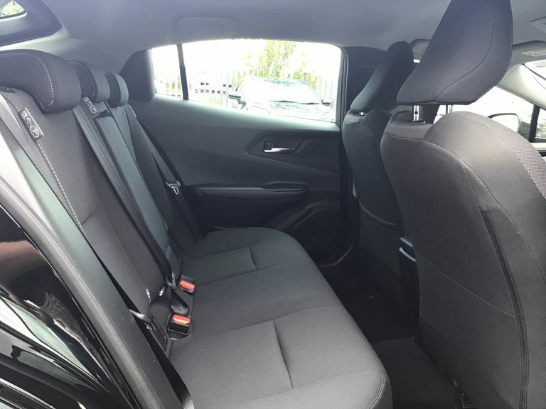Toyota Prius Excel #11