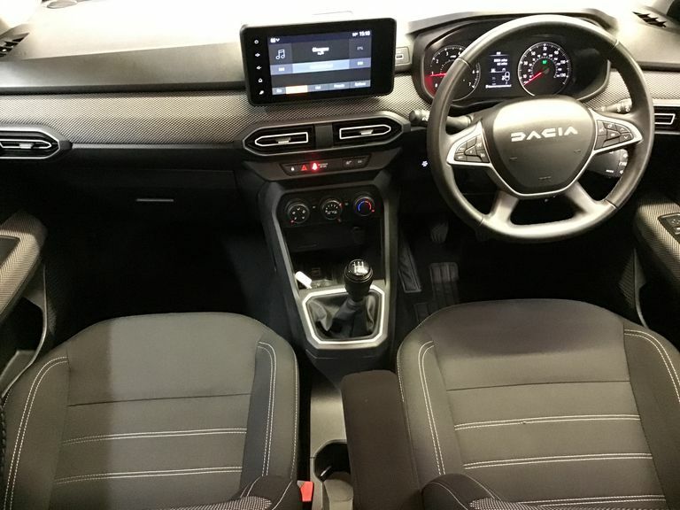 Dacia Sandero 1.0 Tce Essential Red #10