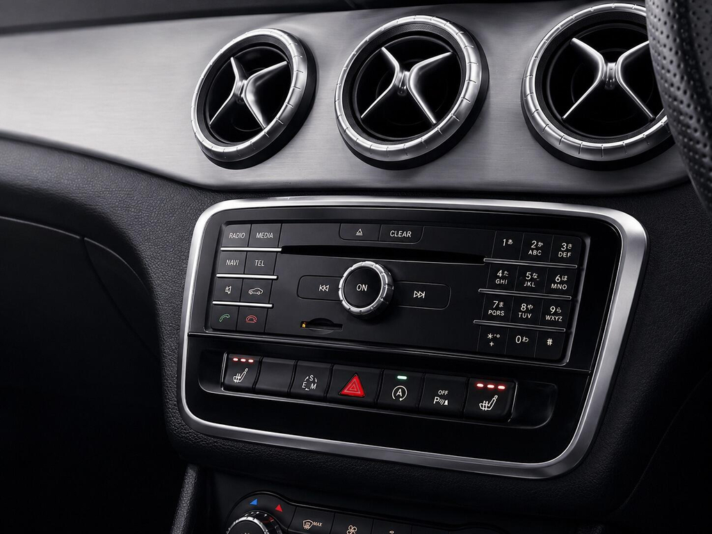Mercedes-Benz CLA Class Black #30