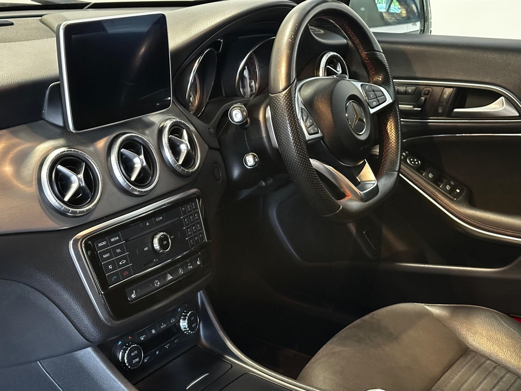 Mercedes-Benz CLA Class Black #20
