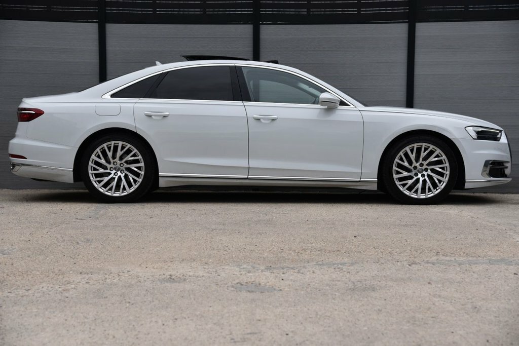 Audi A8 Saloon White #6