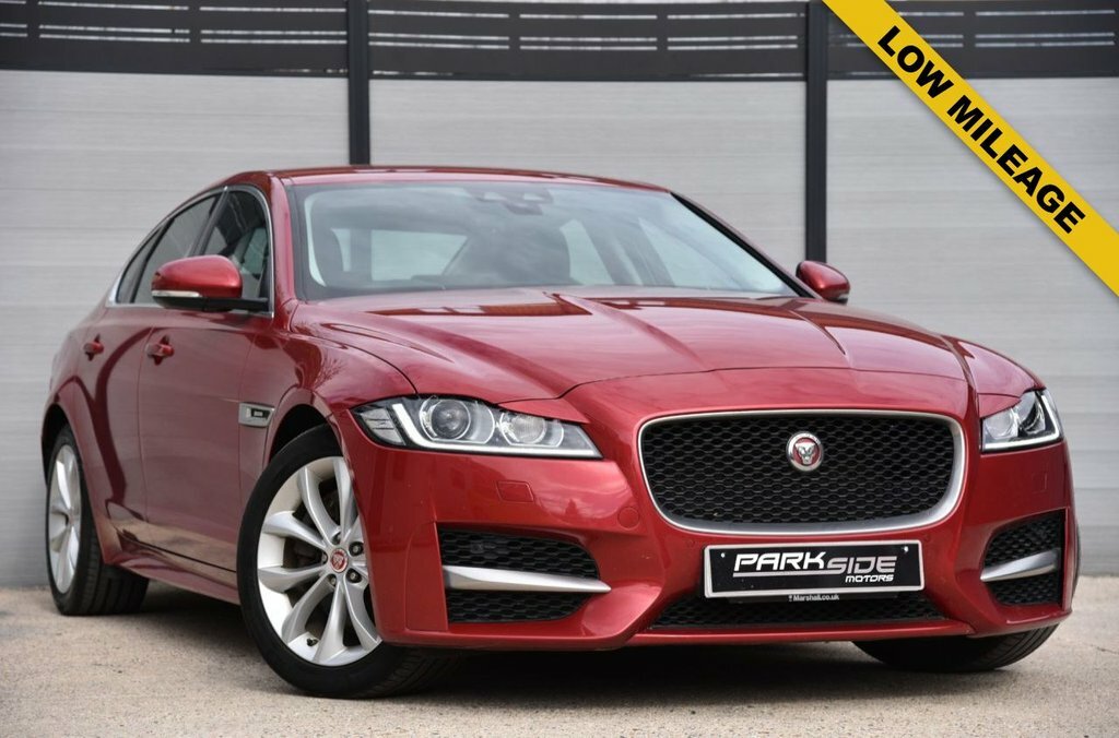 Jaguar XF 2L R-sport Red
