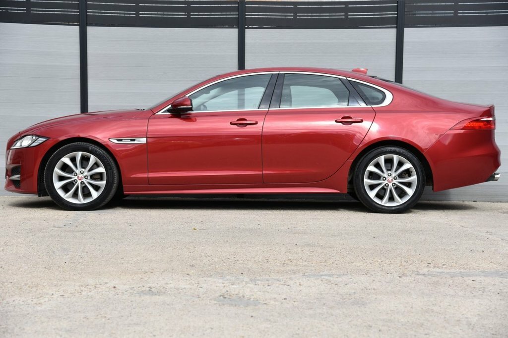 Jaguar XF 2L R-sport Red #5