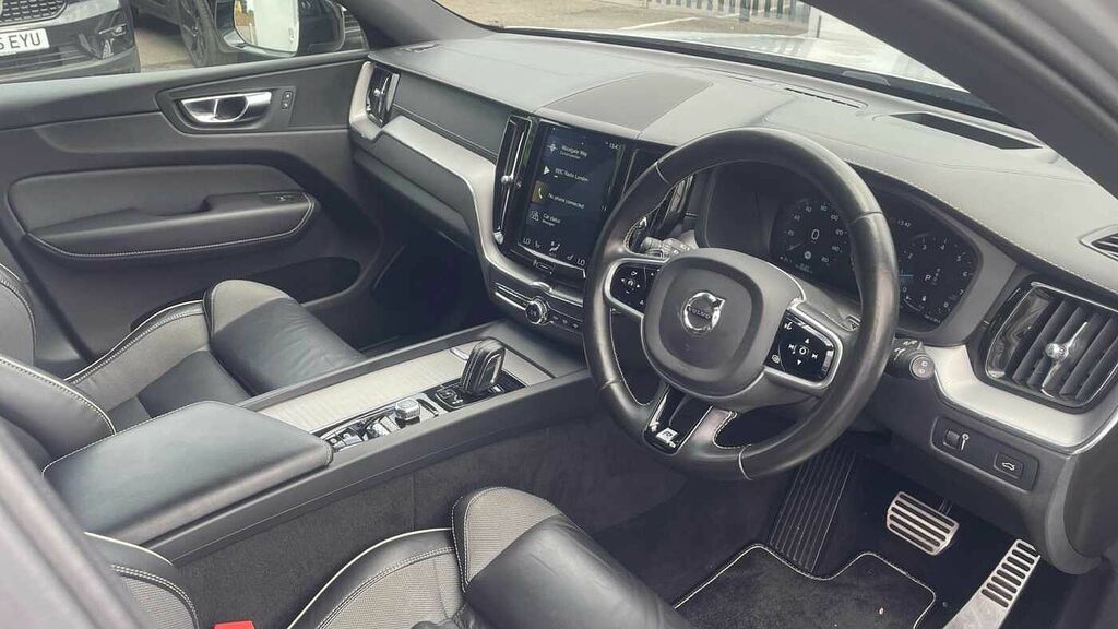 Volvo XC60 B5 Awd R-design Pro KX70HCV Silver #4