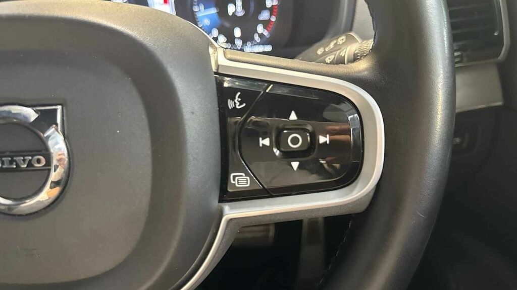 Volvo XC90 Suv Black #21
