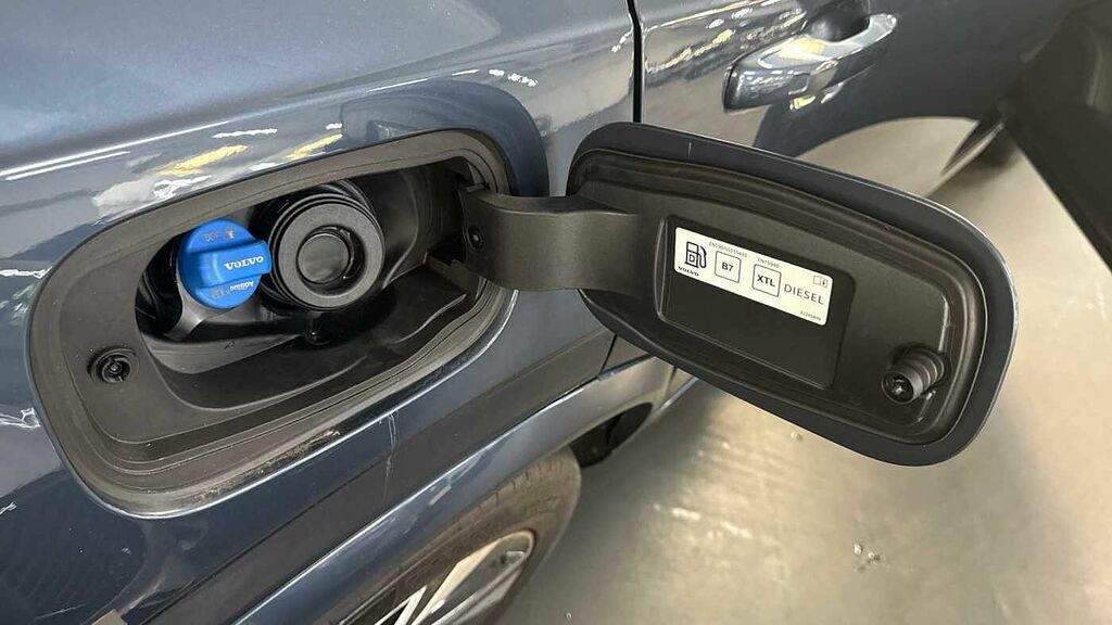 Volvo XC90 Suv Black #15