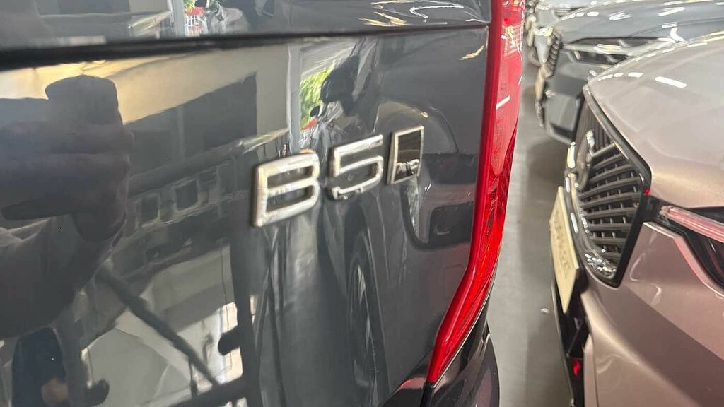 Volvo XC90 Suv Black #36