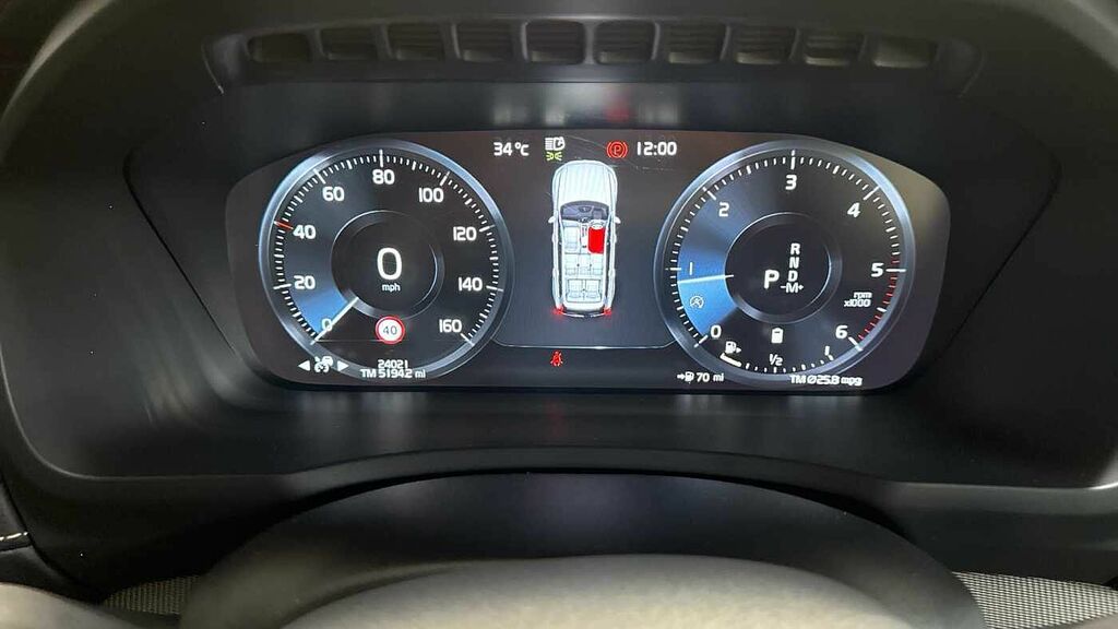 Volvo XC90 Suv Black #11