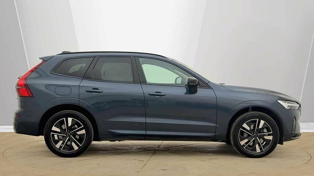 Volvo XC60 B5 P Awd Plus Dark Blue #2