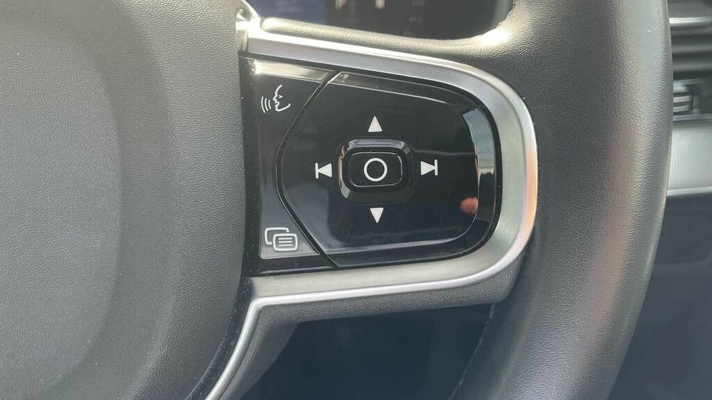 Volvo XC90 2.0 B5d 235 Plus Dark Awd Geartronic Gold #19