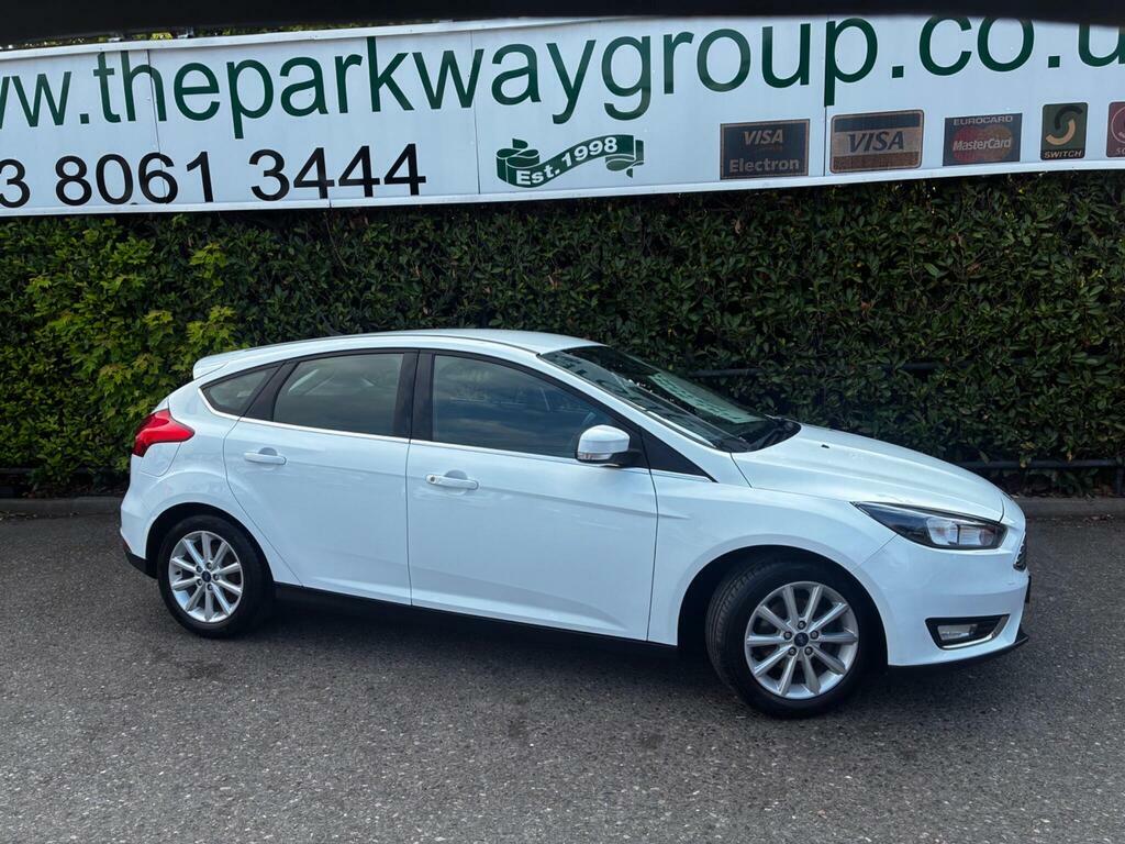 Ford Focus 1.0T Ecoboost Titanium Euro 6 S S CP17OWA White