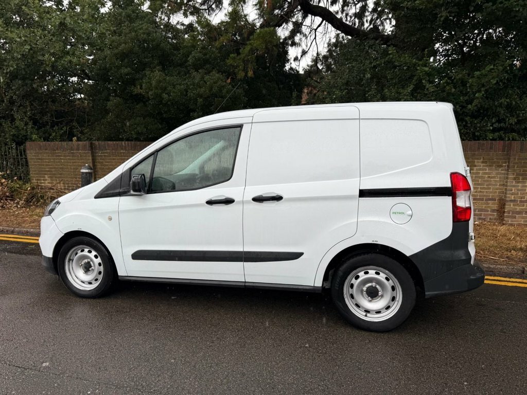 Ford Transit Courier 1L Leader White #6