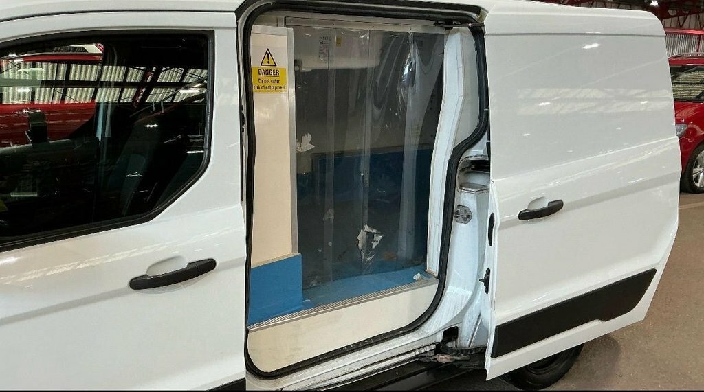 Ford Transit Connect 1L Trend White #5