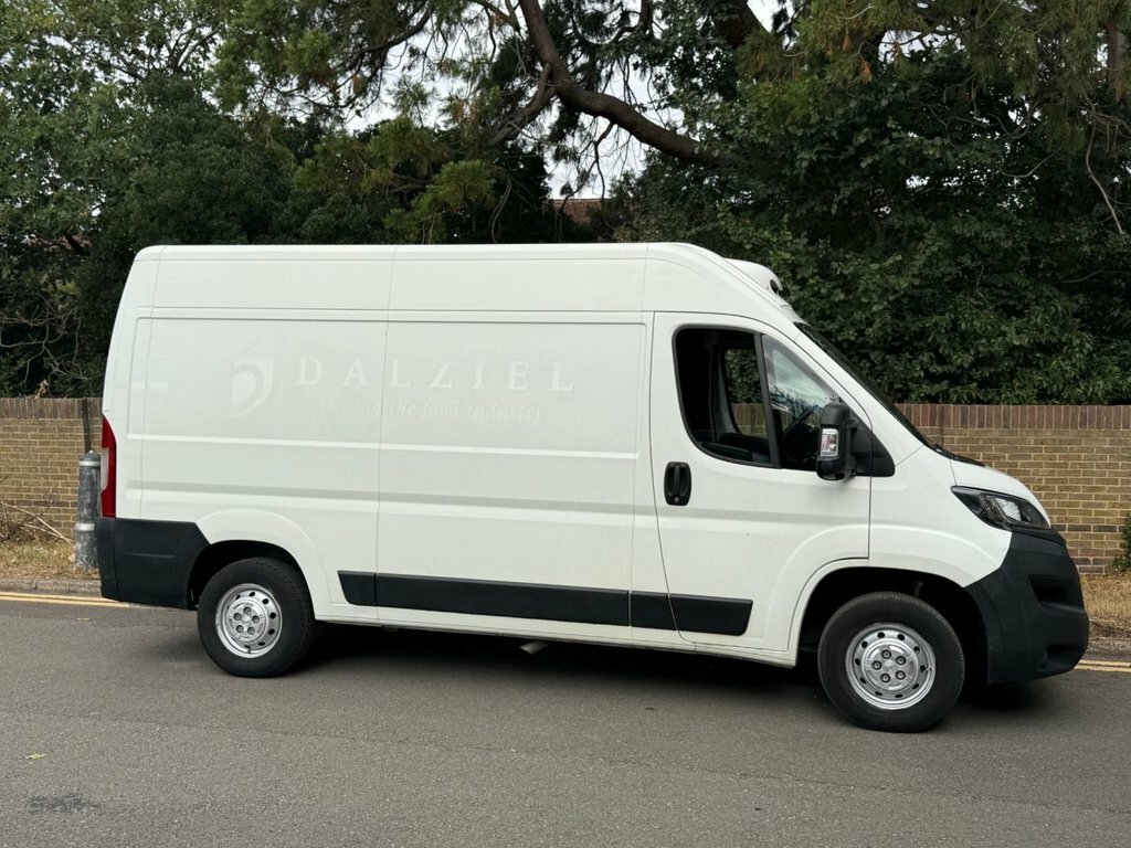 Peugeot Boxer 2L Professional White #6