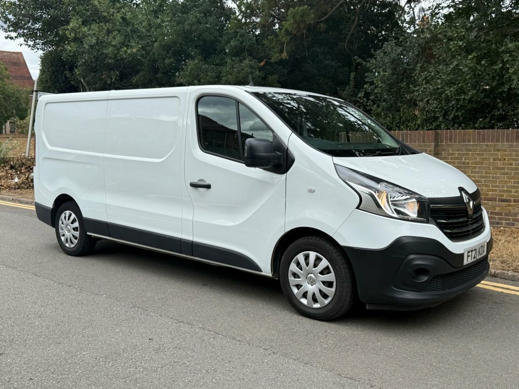 Renault Trafic 2L Business White #3
