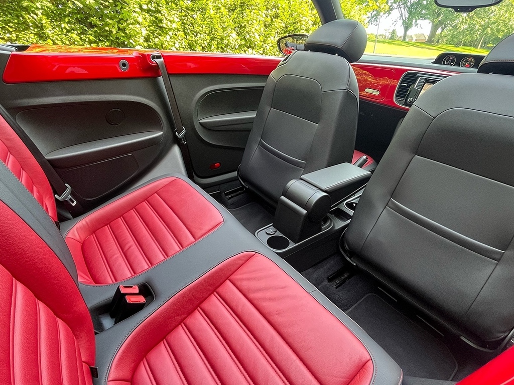 Volkswagen Beetle Beetle Tsi Bluemotion Technology Red #22